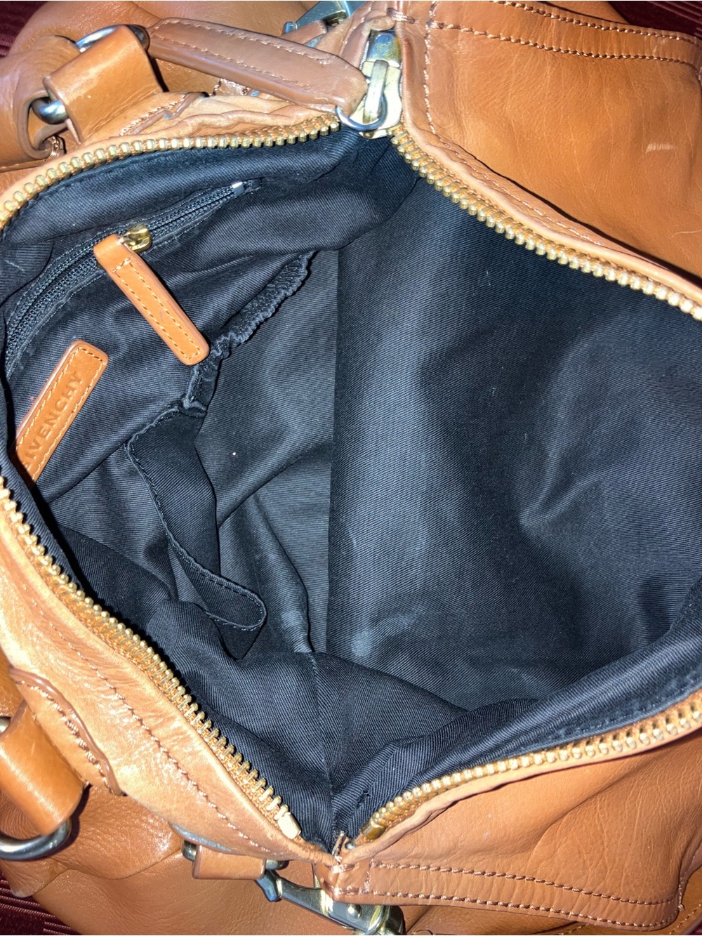 Givenchy Pandora Bag in Tan/Brown Leather calfskin with strap and dust bag sz M - Picture 8 of 8